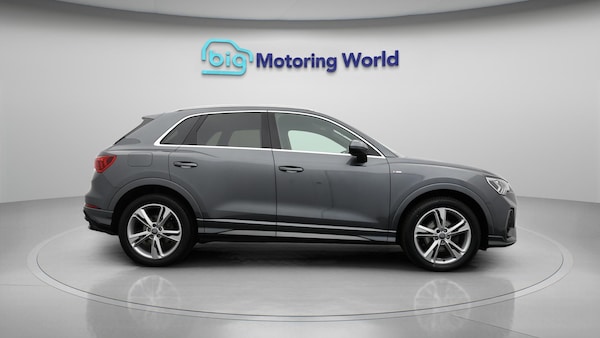 Used Audi Q3 2019 for sale - 75364408: Photo 9