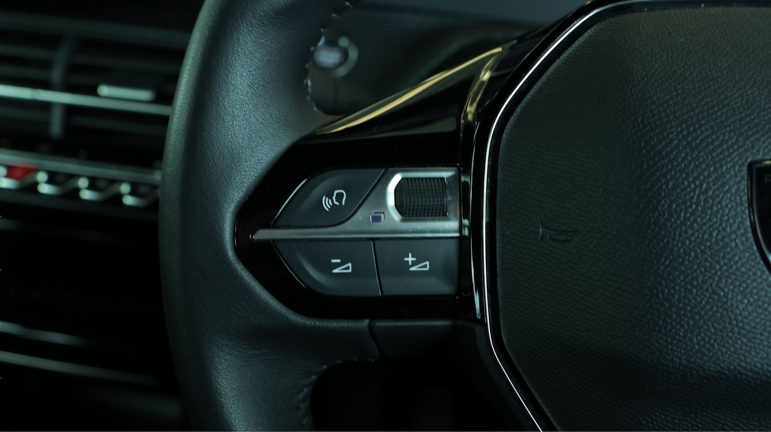 Used Peugeot 2008 2024 for sale - 78046009: Photo 20