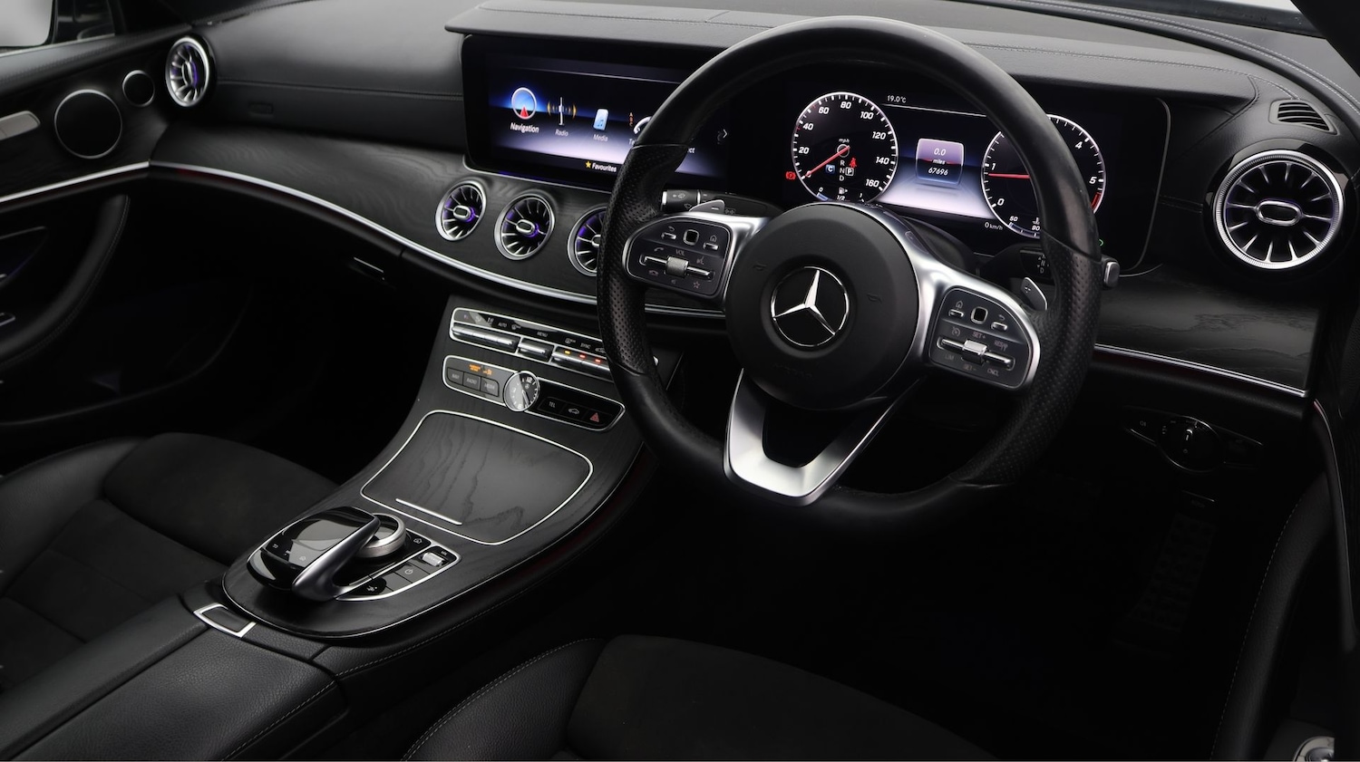 Used Mercedes-Benz E Class 2019 for sale - 77199285: Photo 9