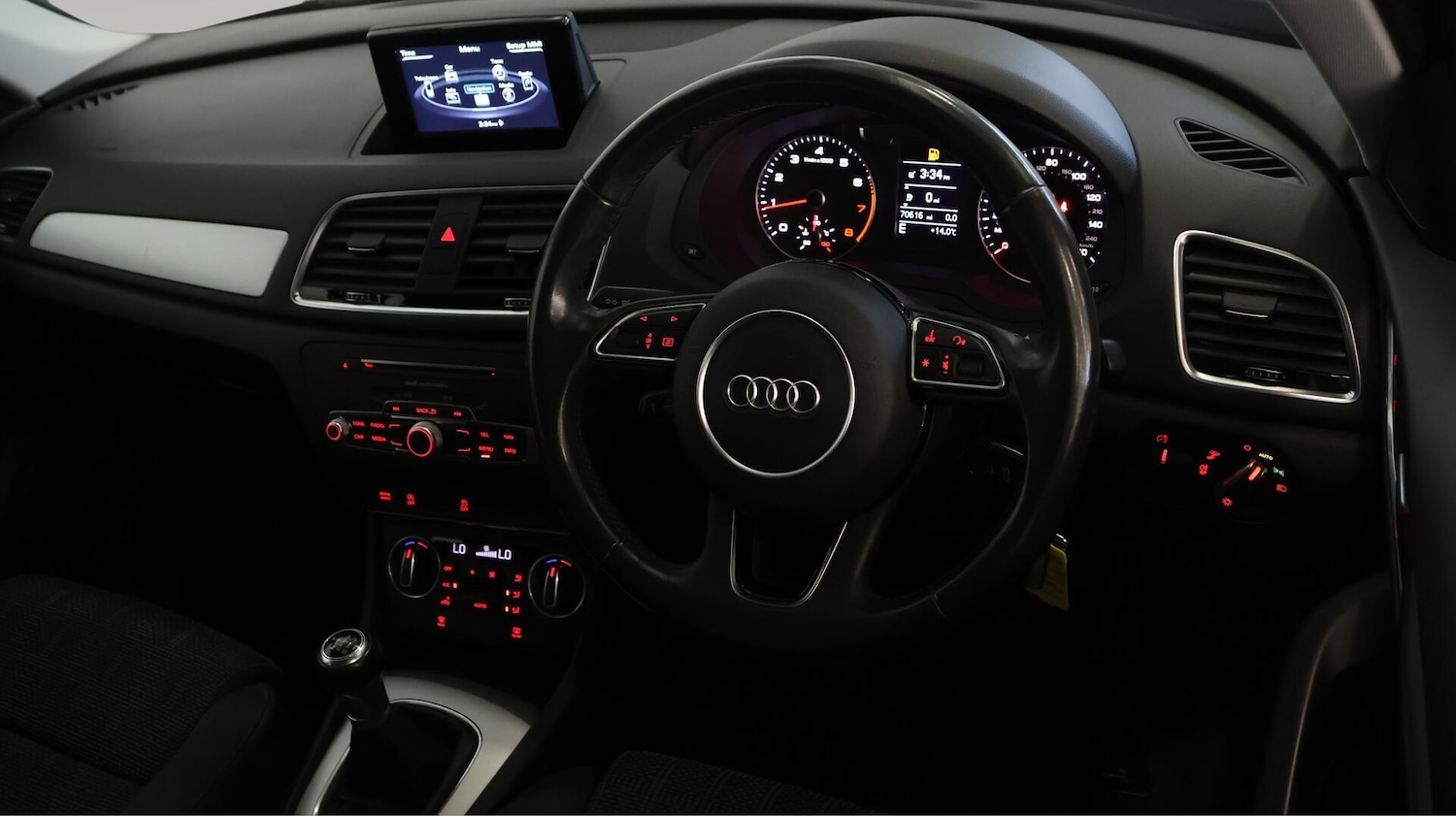 Used Audi Q3 2018 for sale - 76513457: Photo 10