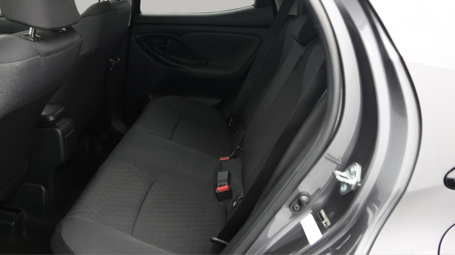 Used Toyota Yaris 2021 for sale - 76084058: Photo 17