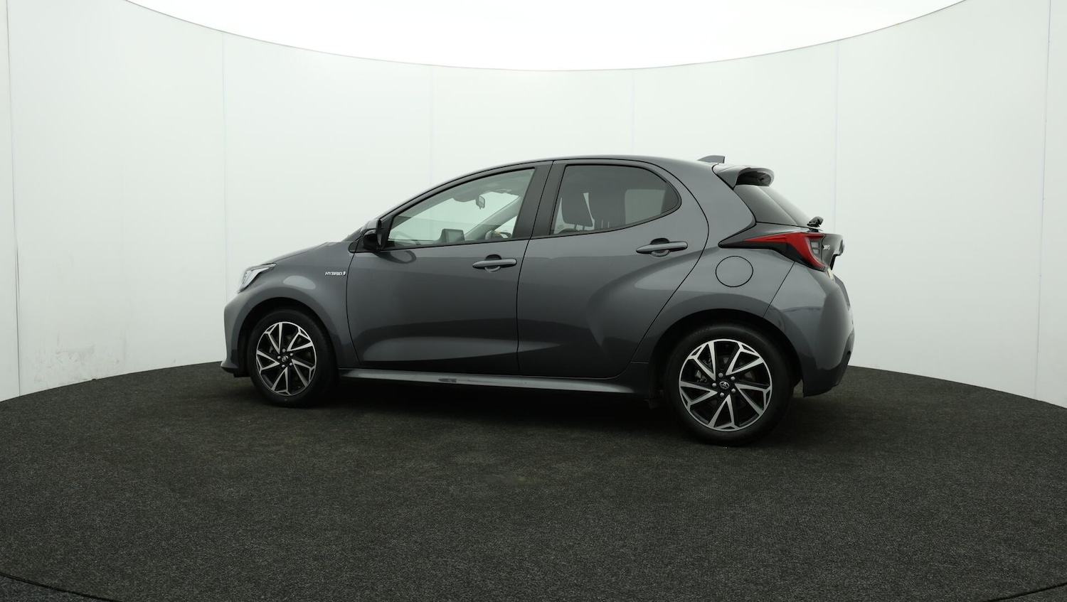 Used Toyota Yaris 2021 for sale - 76084058: Photo 75