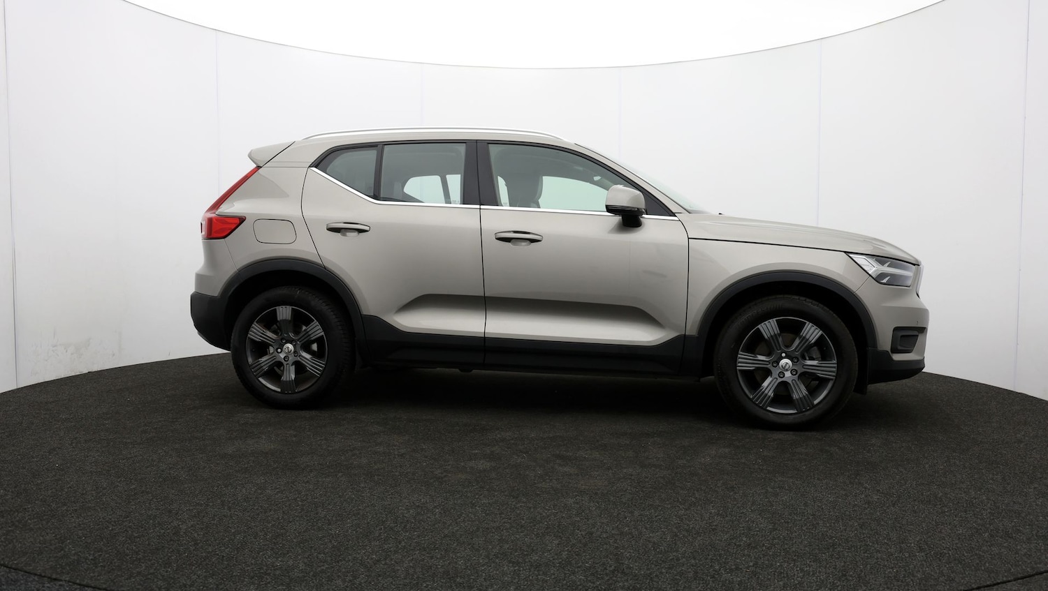 Used Volvo XC40 2020 for sale - 76811488: Photo 35