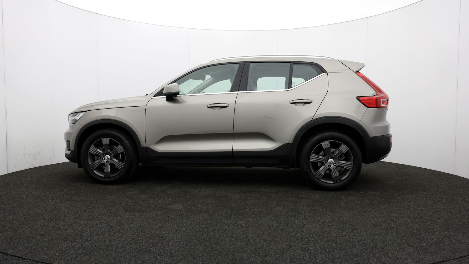 Used Volvo XC40 2020 for sale - 76811488: Photo 64