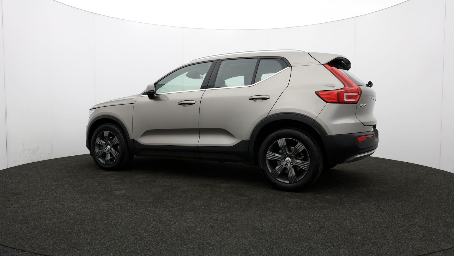 Used Volvo XC40 2020 for sale - 76811488: Photo 67