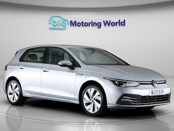 Volkswagen - Golf