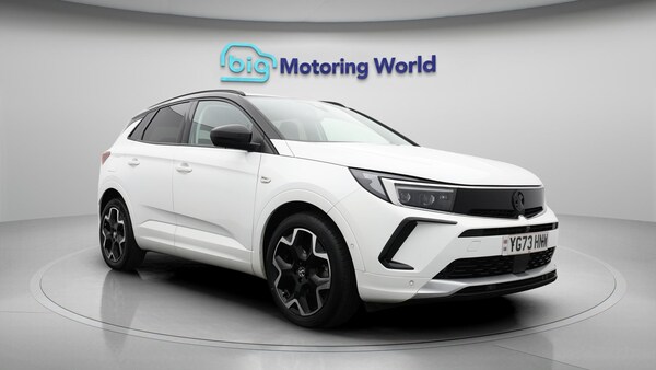 Used Vauxhall Grandland 2023 for sale - 74977587: Photo 2