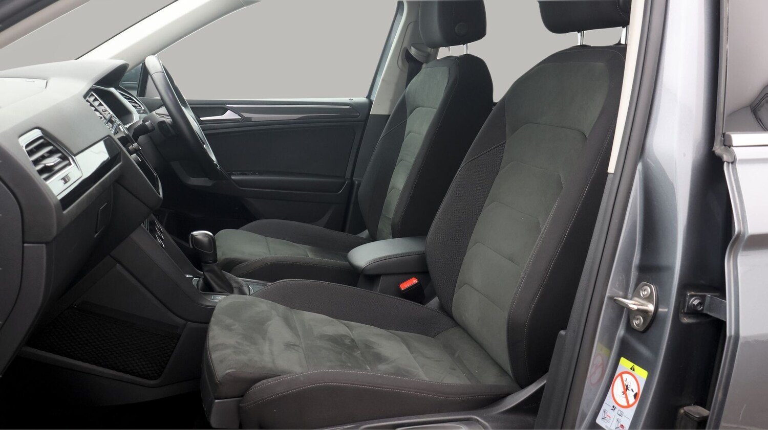 Used Volkswagen Tiguan Allspace for sale - 77889136: Photo 14