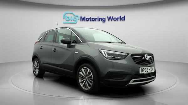 Used Vauxhall Crossland X 2020 for sale - 76152333: Photo 2