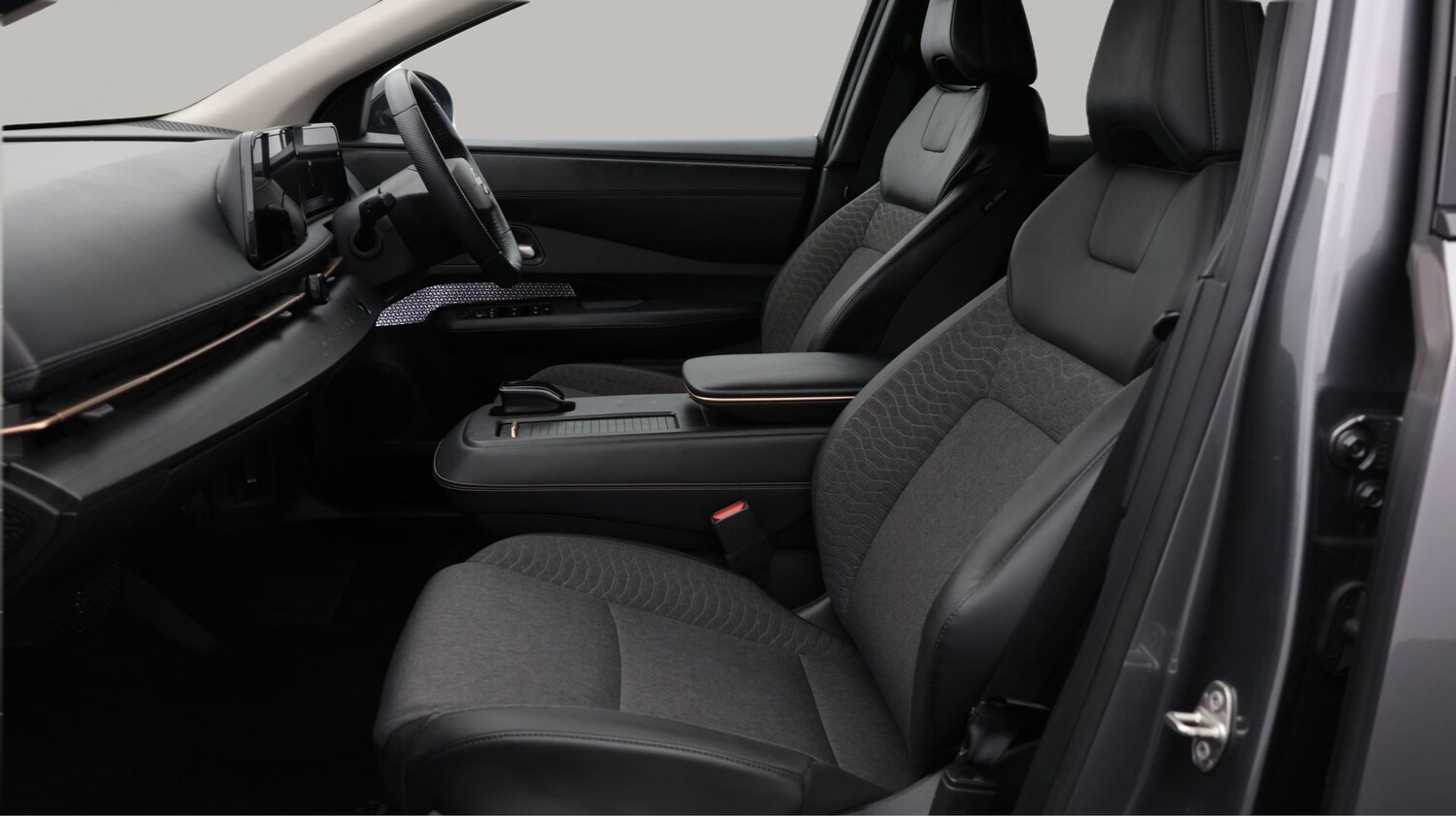 Used Nissan ARIYA for sale - 77854461: Photo 14