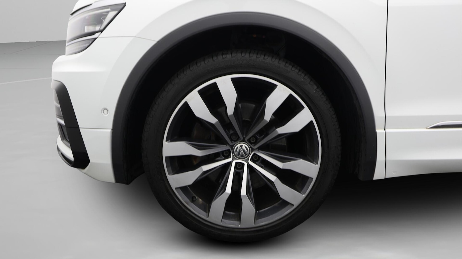 Used Volkswagen Tiguan 2019 for sale - 76512277: Photo 19