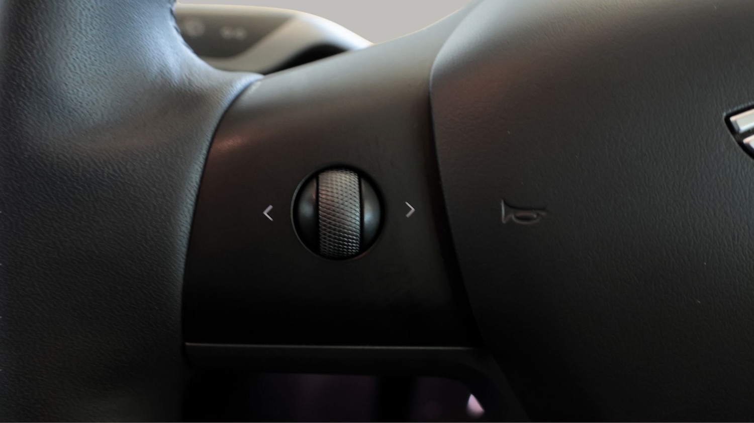 Used Tesla Model Y 2023 for sale - 78186359: Photo 21