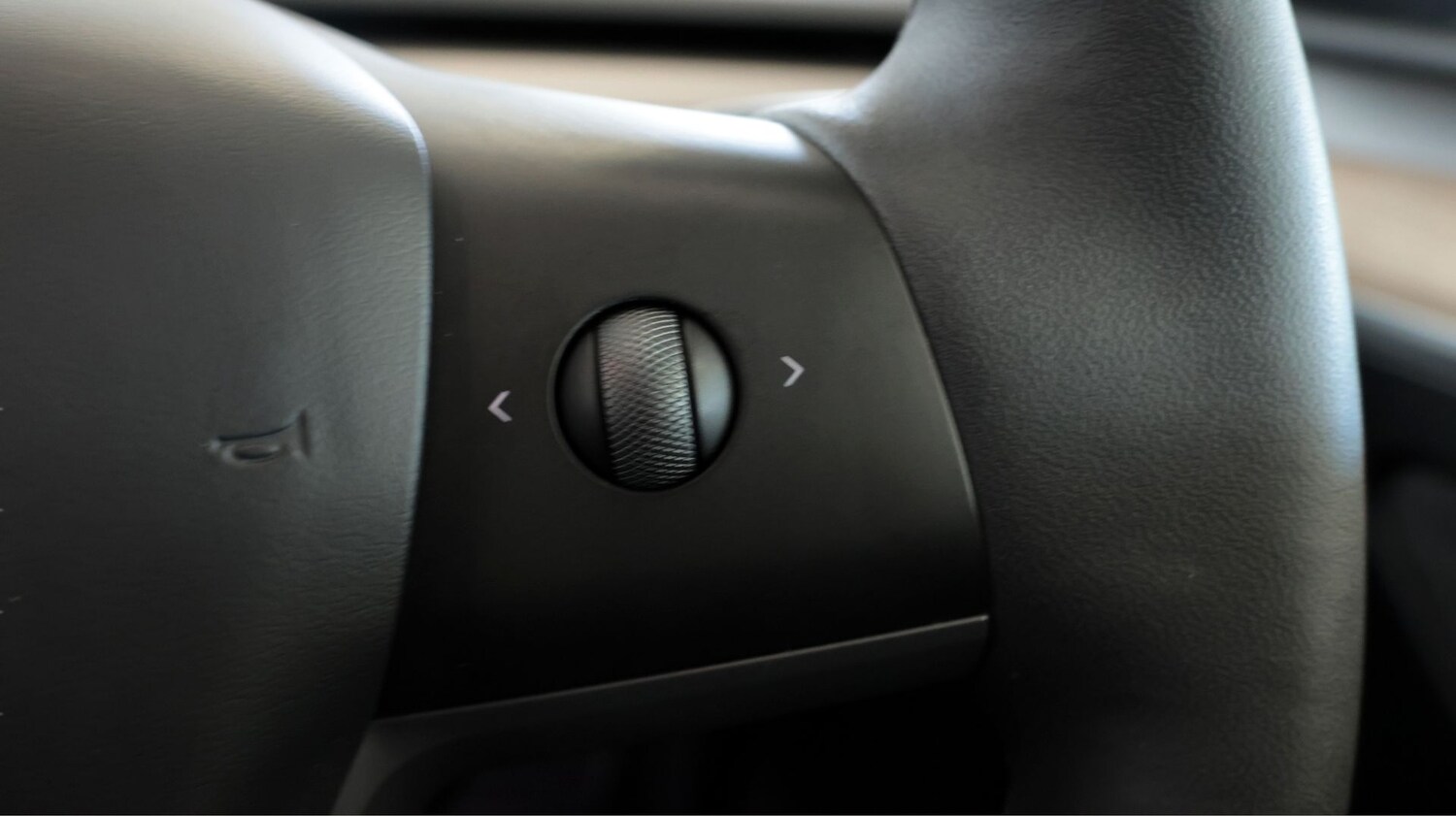 Used Tesla Model Y 2023 for sale - 78186359: Photo 22