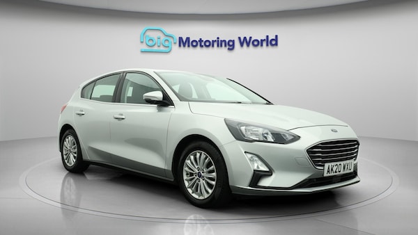 Used Ford Focus 2020 for sale - 76247143: Photo 2