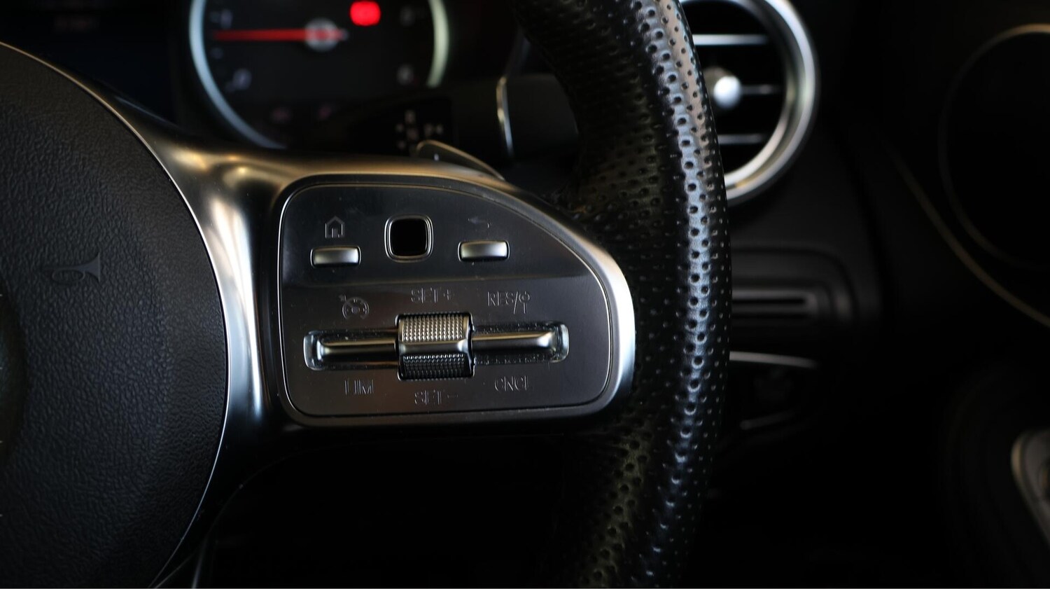 Used Mercedes-Benz GLC for sale - 76728992: Photo 24