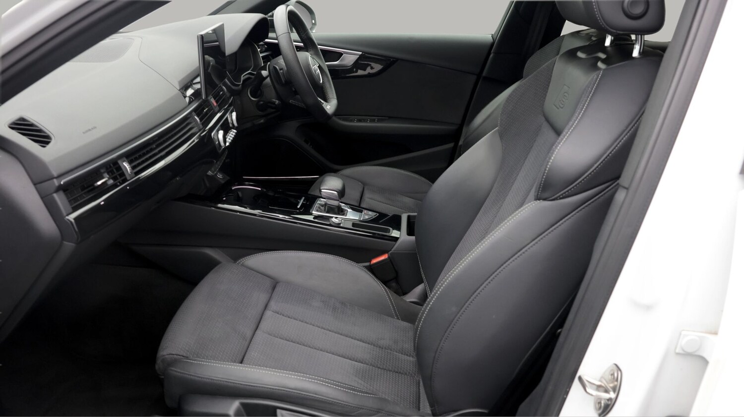 Used Audi A4 2022 for sale - 77820423: Photo 14