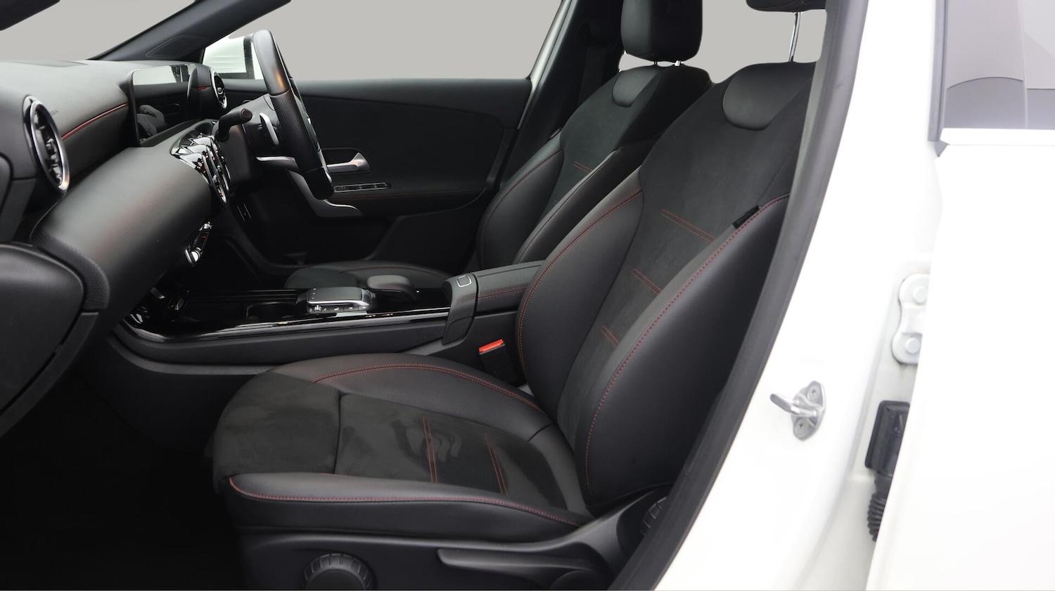 Used Mercedes-Benz A-Class 2021 for sale - 76349479: Photo 15