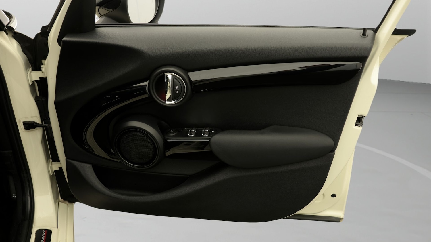 Used MINI Hatch 2019 for sale - 77736085: Photo 15