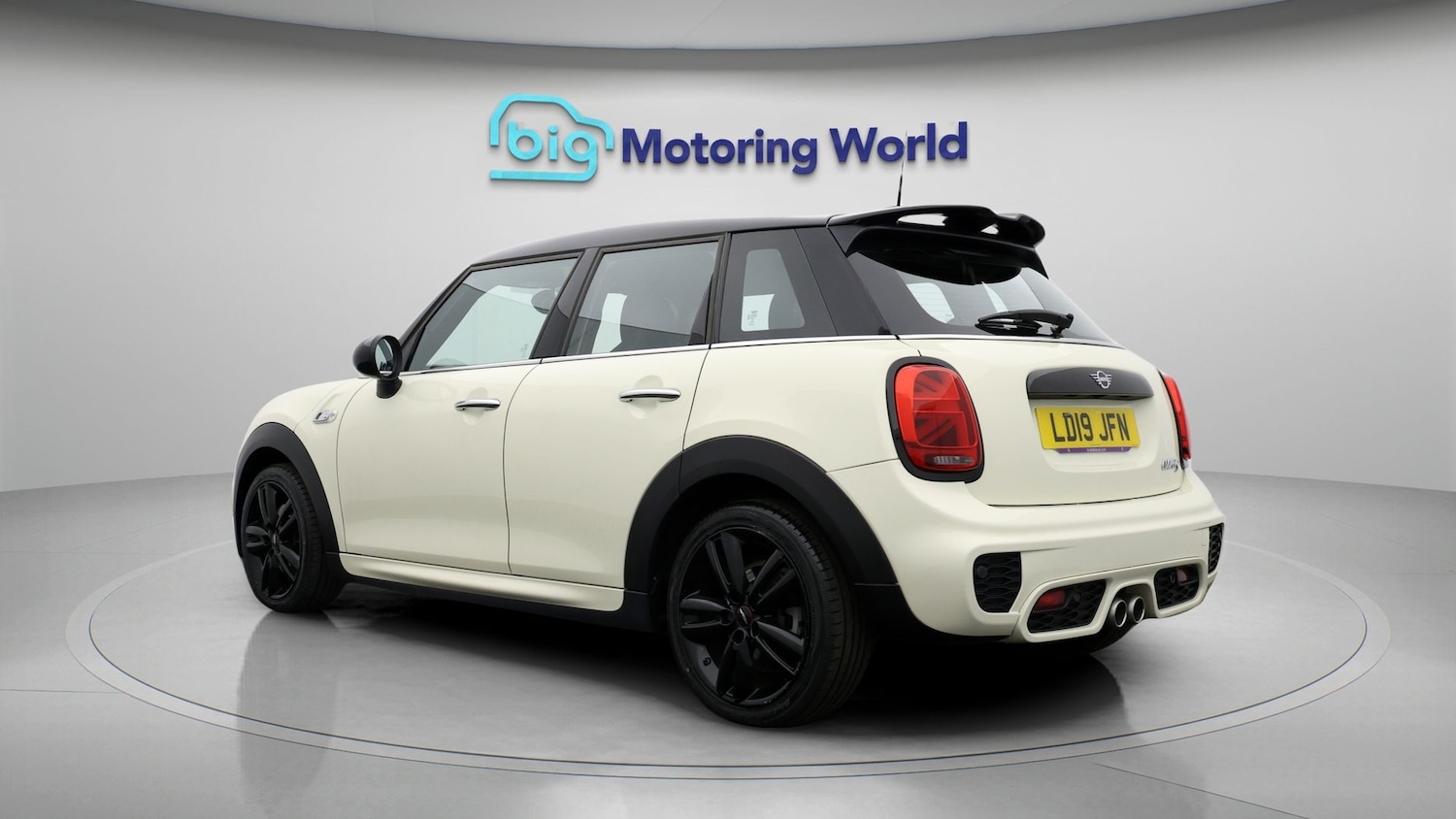 Used MINI Hatch 2019 for sale - 77736085: Photo 5
