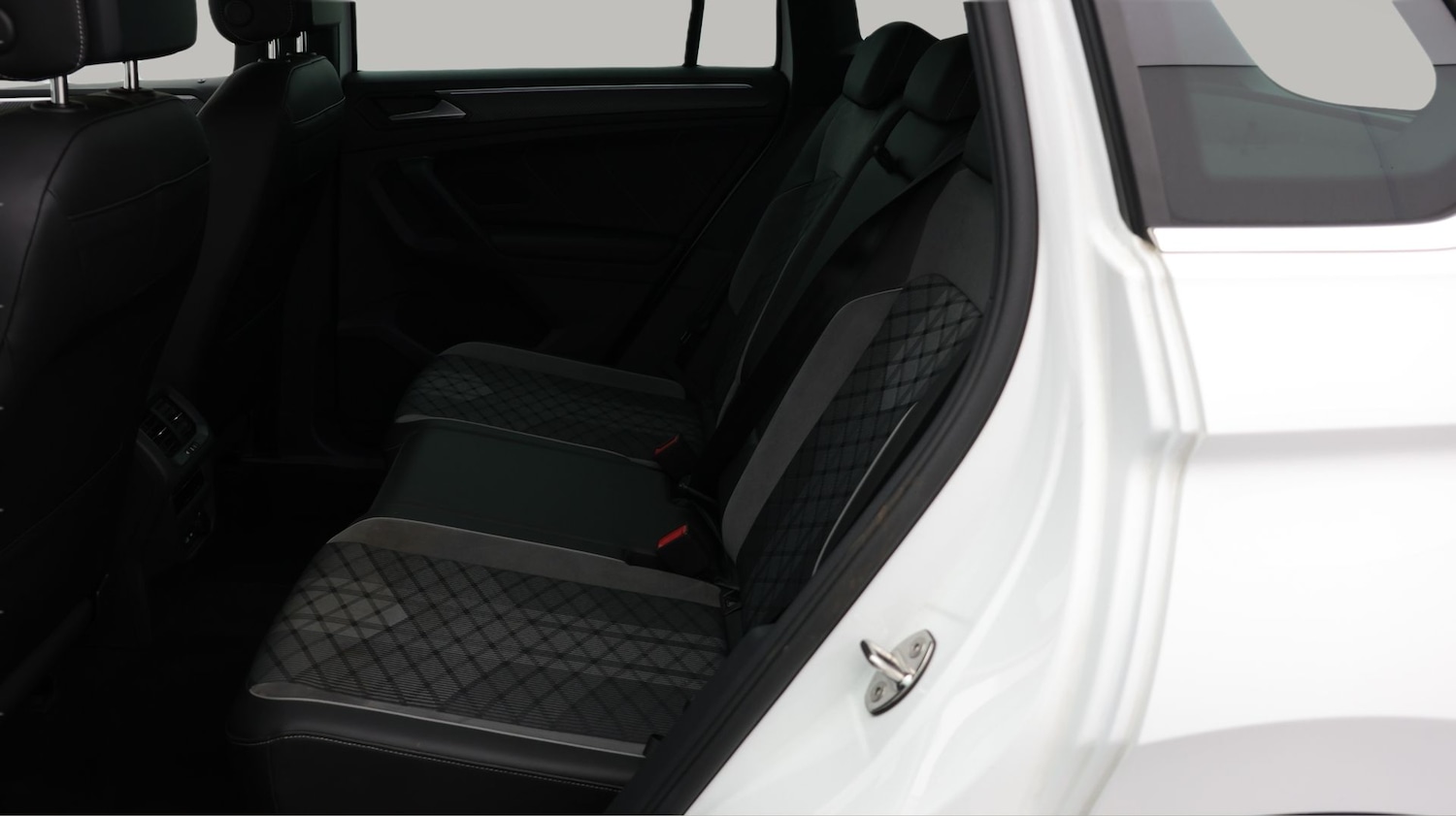 Used Volkswagen Tiguan 2023 for sale - 77954401: Photo 16