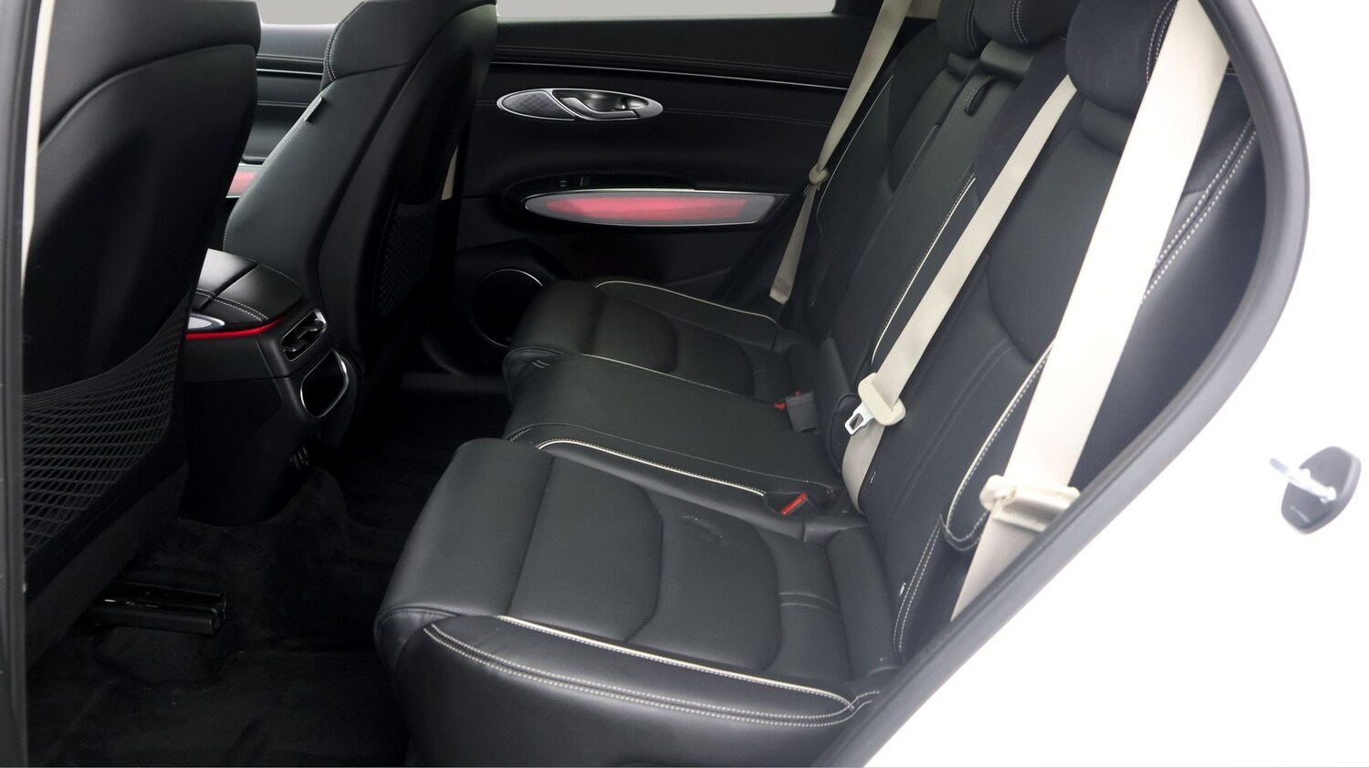 Used Genesis GV70 2023 for sale - 77207287: Photo 16