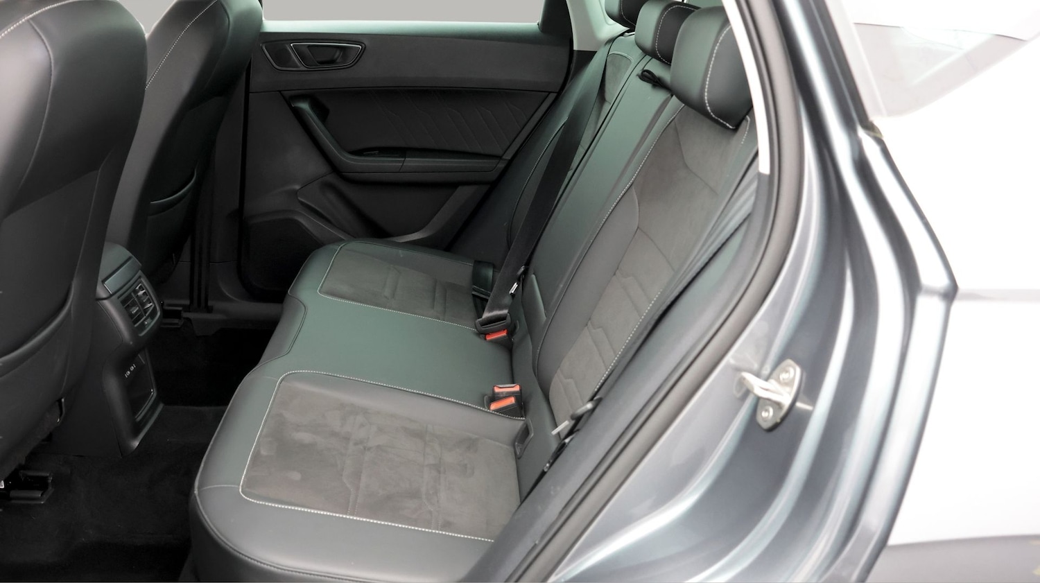 Used Mercedes-Benz C Class 2020 for sale - 77878100: Photo 16