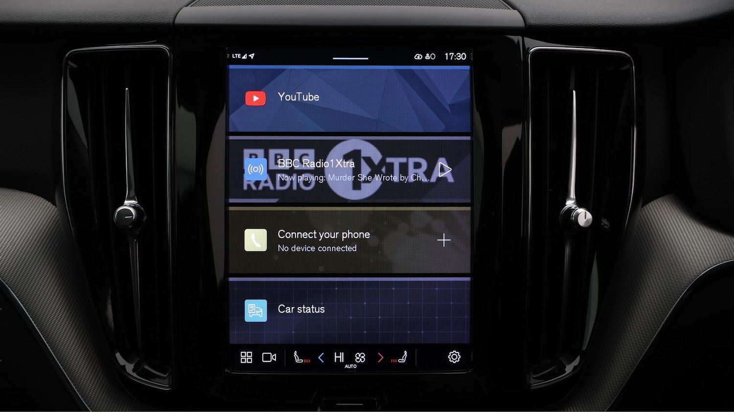 Used Volvo XC60 for sale - 77364176: Photo 11