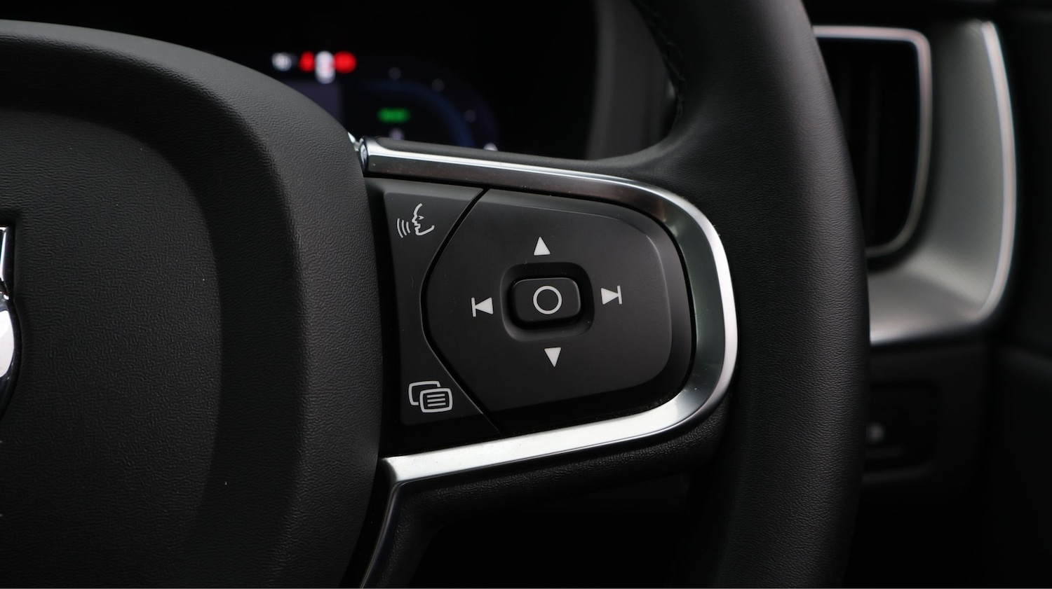 Used Volvo XC60 for sale - 77364176: Photo 24