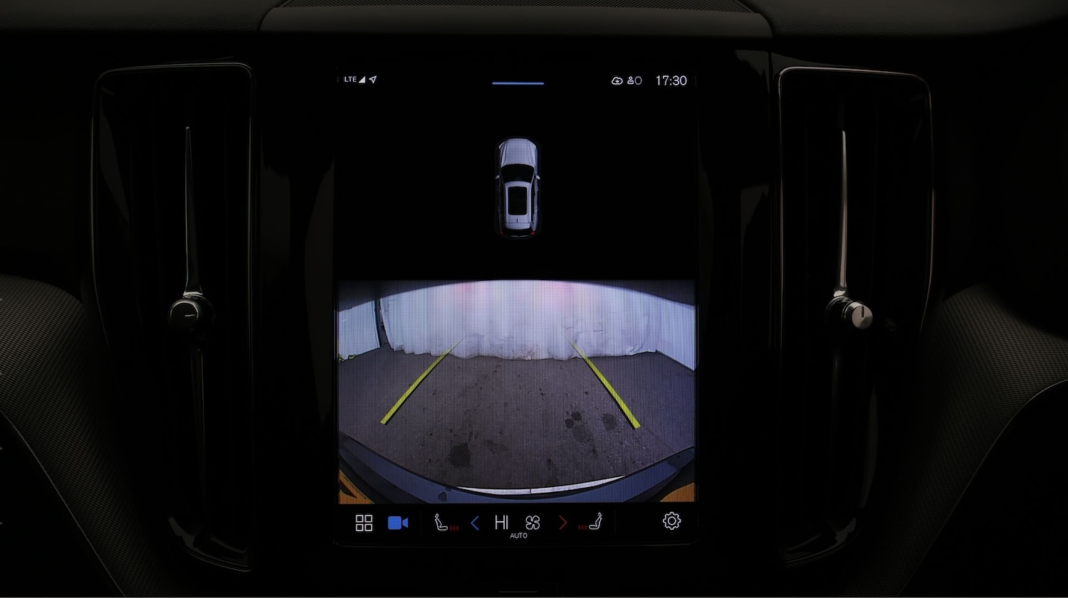 Used Volvo XC60 for sale - 77364176: Photo 26