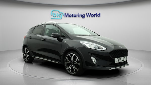 Used Ford Fiesta 2021 for sale - 76215605: Photo 2