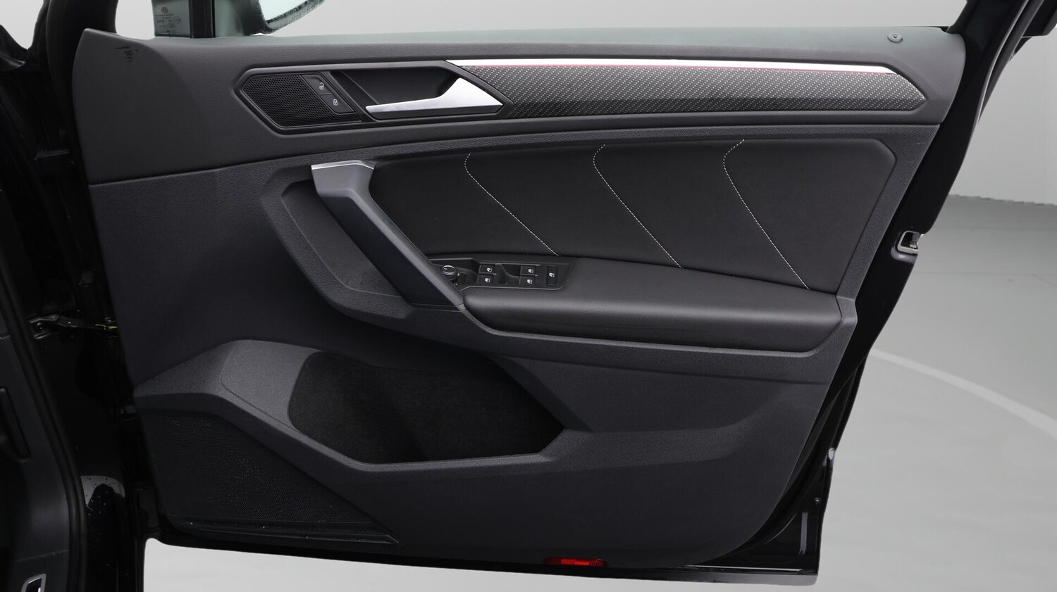 Used Volkswagen Tiguan for sale - 76728355: Photo 16