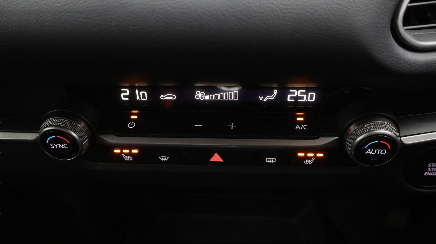 Used Mazda CX-30 2023 for sale - 77629196: Photo 12