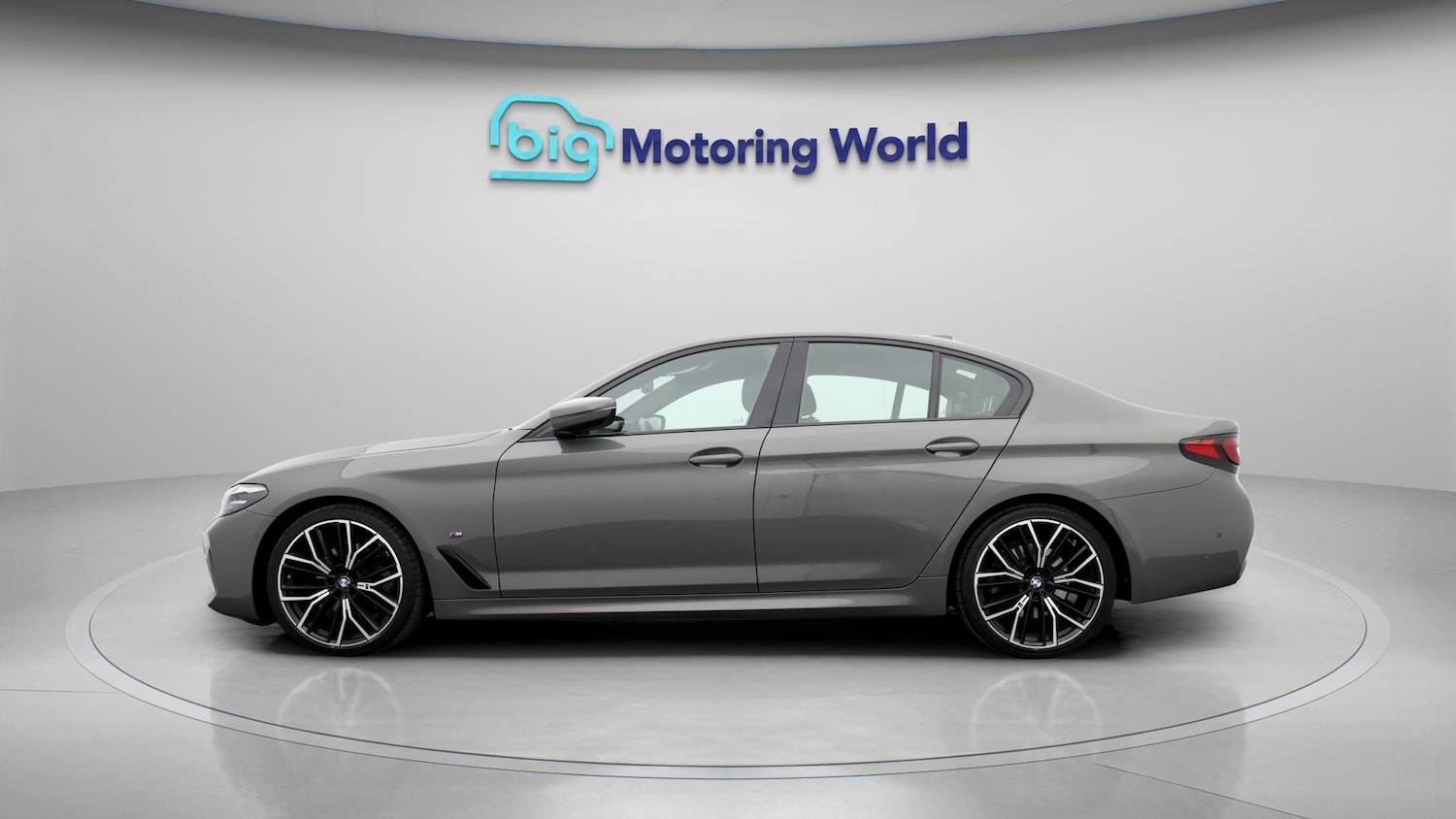 Used BMW 5 Series 2021 for sale - 77182216: Photo 4