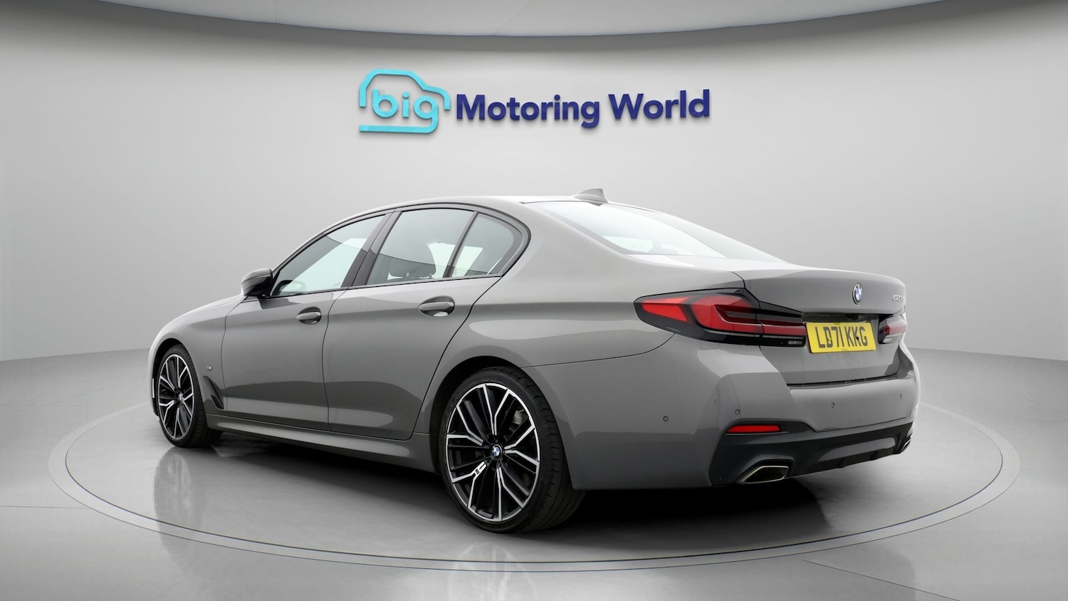 Used BMW 5 Series 2021 for sale - 77182216: Photo 5
