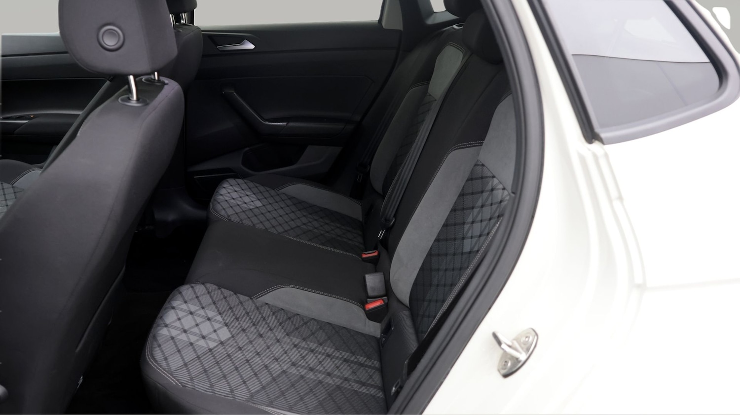 Used Volkswagen Polo 2022 for sale - 77669275: Photo 16