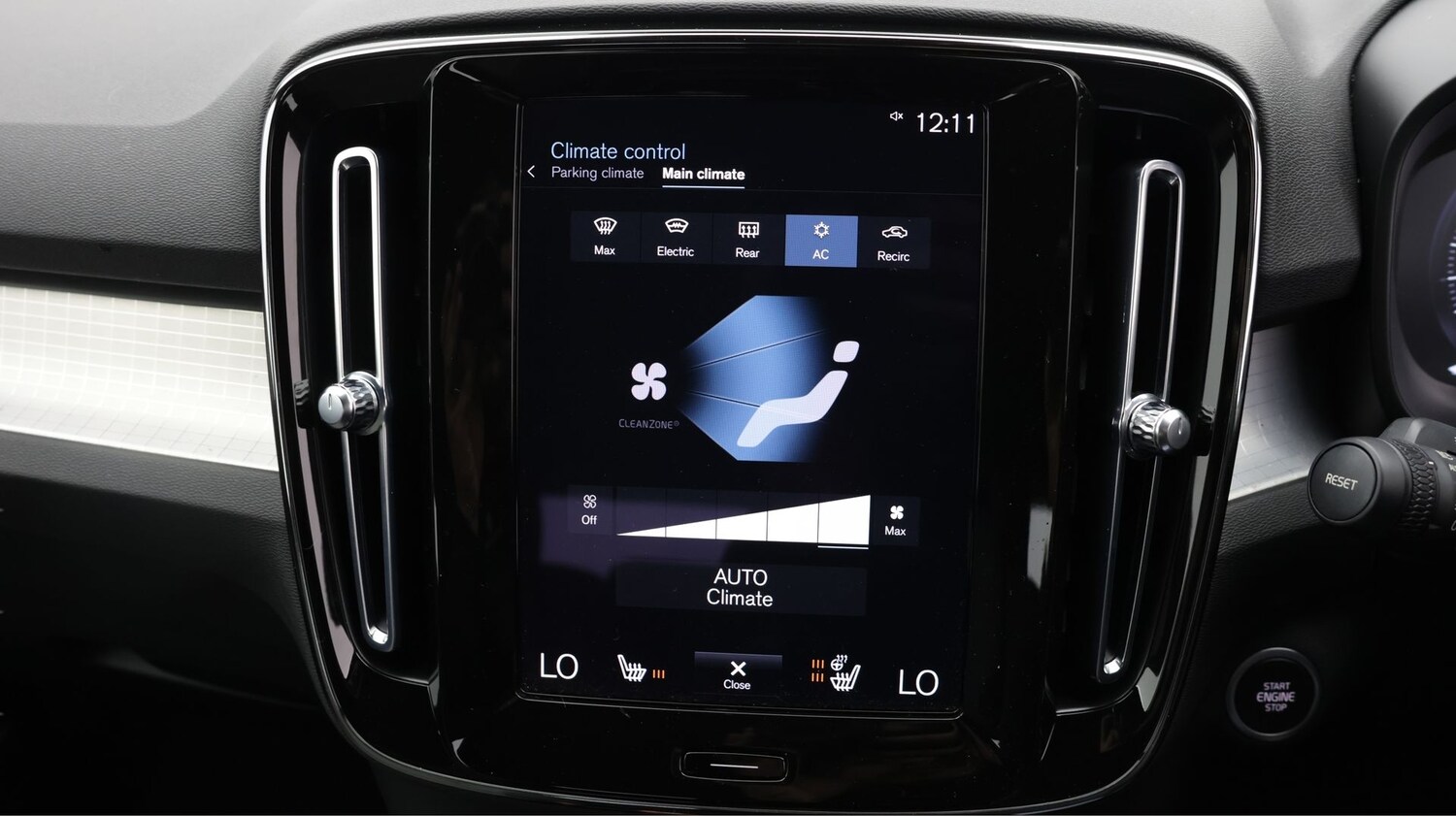 Used Volvo XC40 2023 for sale - 77841680: Photo 12