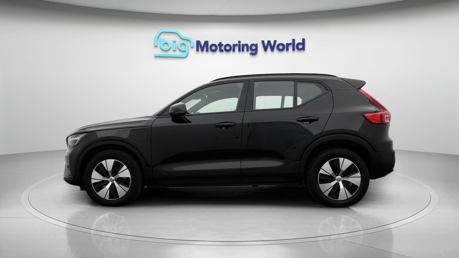 Used Volvo XC40 2023 for sale - 77841680: Photo 4