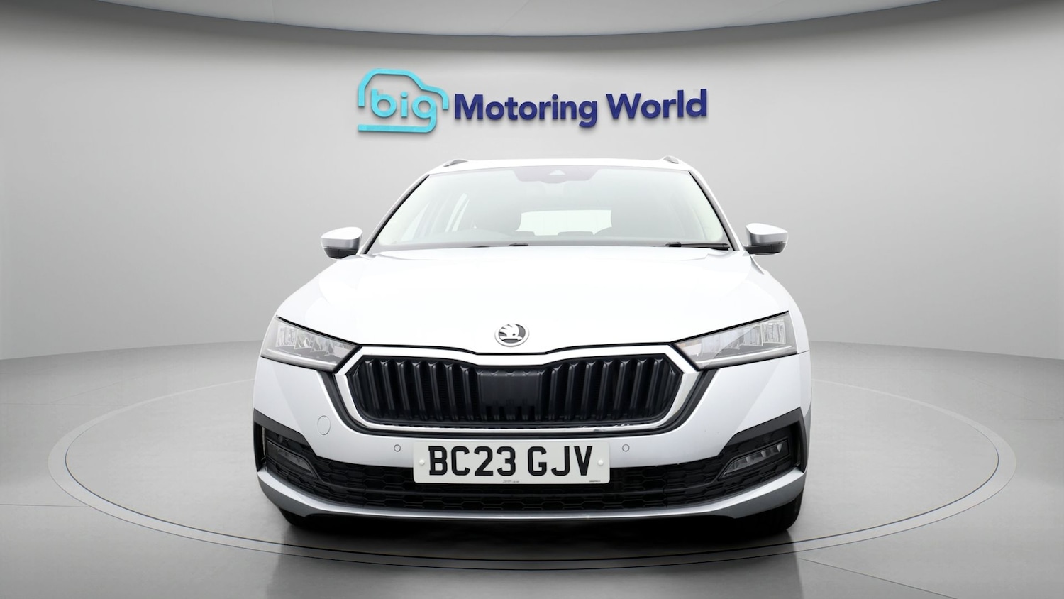 Used Skoda Octavia 2023 for sale - 77294775: Photo 2