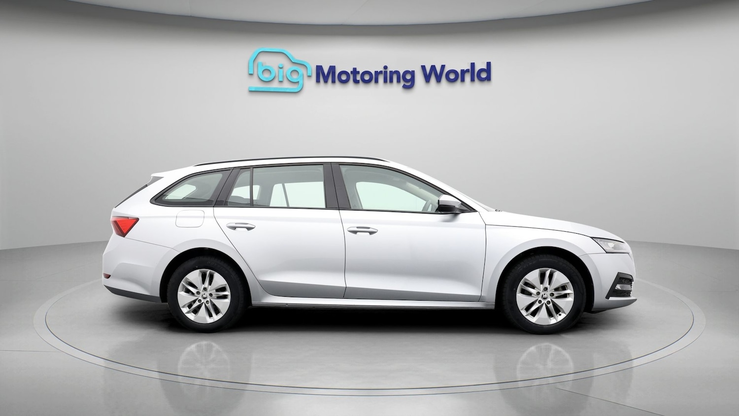 Used Skoda Octavia 2023 for sale - 77294775: Photo 8