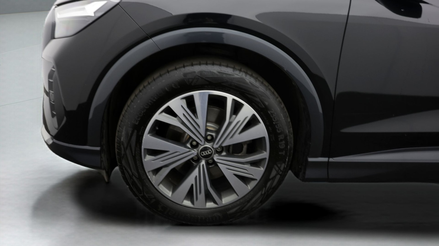 Used Audi Q4 e-tron 2023 for sale - 77968952: Photo 18