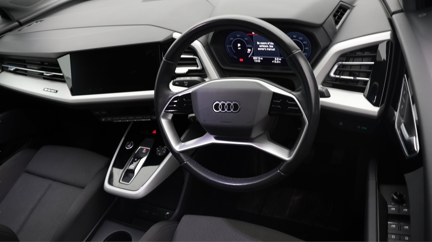 Used Audi Q4 e-tron 2023 for sale - 77968952: Photo 9