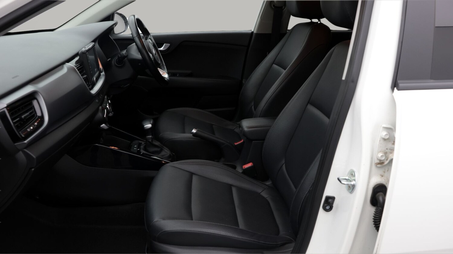 Used Kia Stonic for sale - 78186353: Photo 14