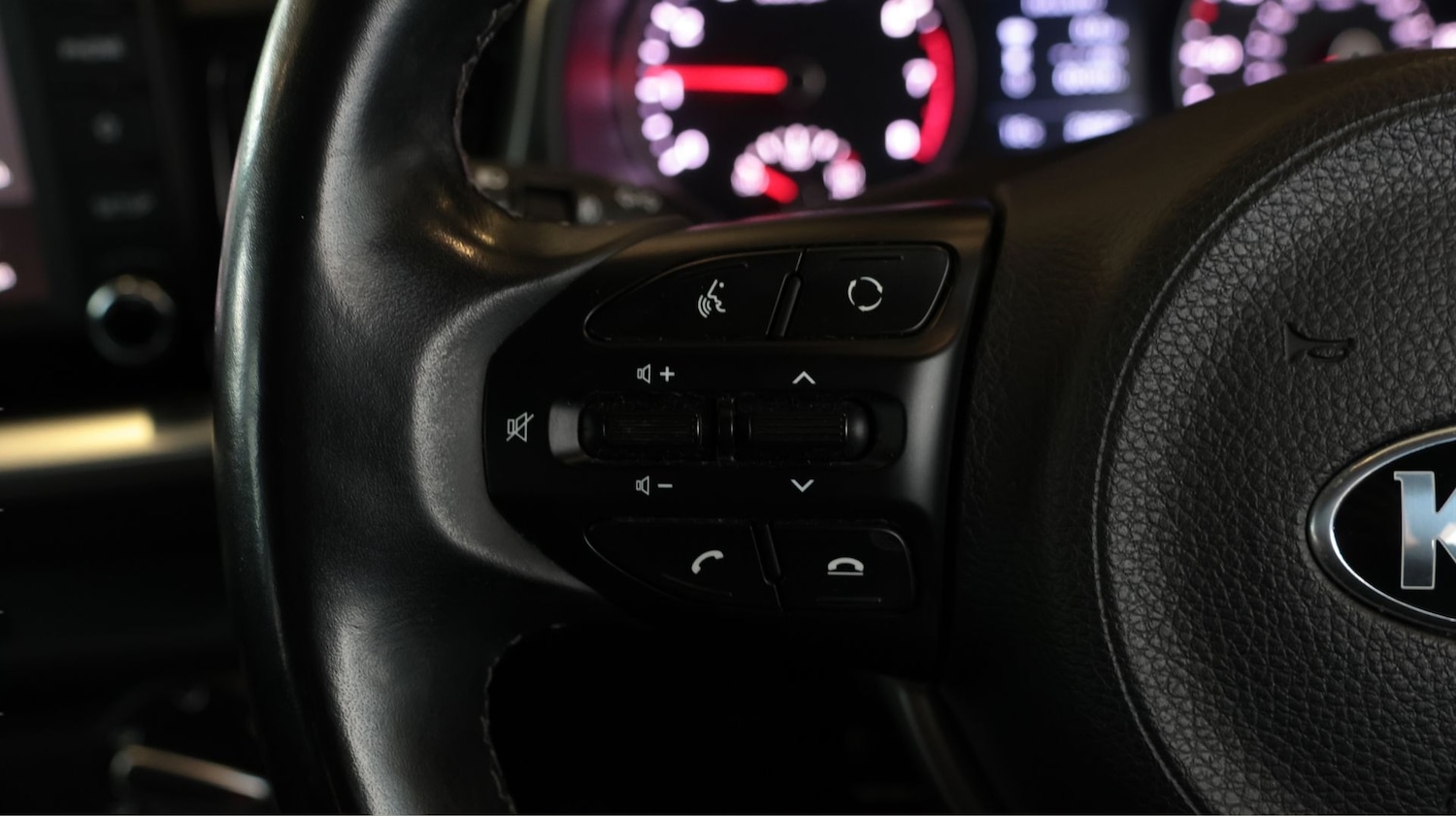 Used Kia Stonic for sale - 78186353: Photo 23