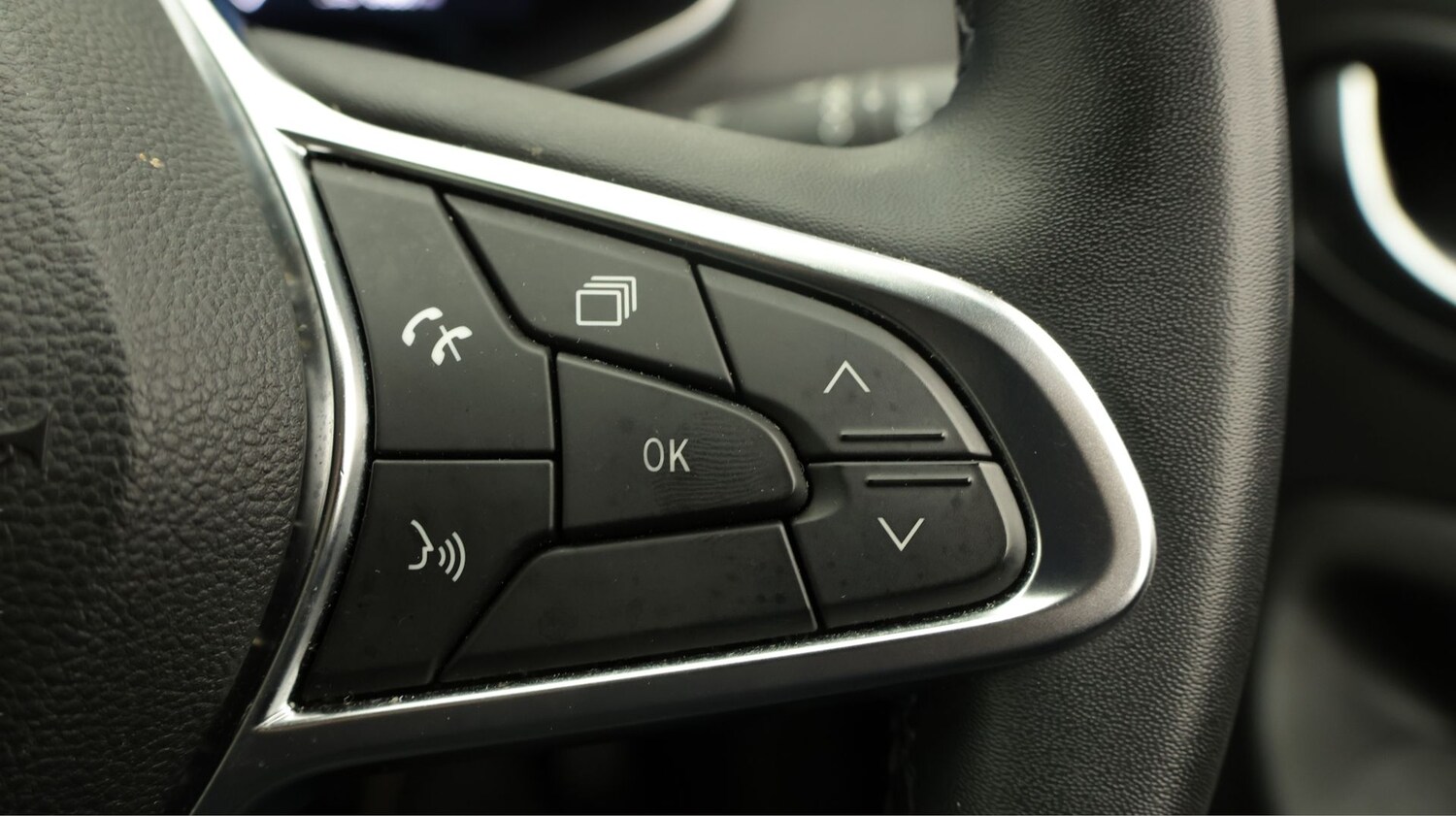 Used Renault Zoe 2021 for sale - 77717299: Photo 22