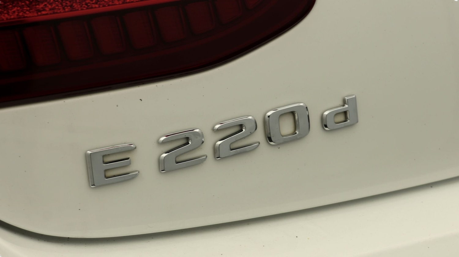 Used Mercedes-Benz E Class 2019 for sale - 77743077: Photo 20