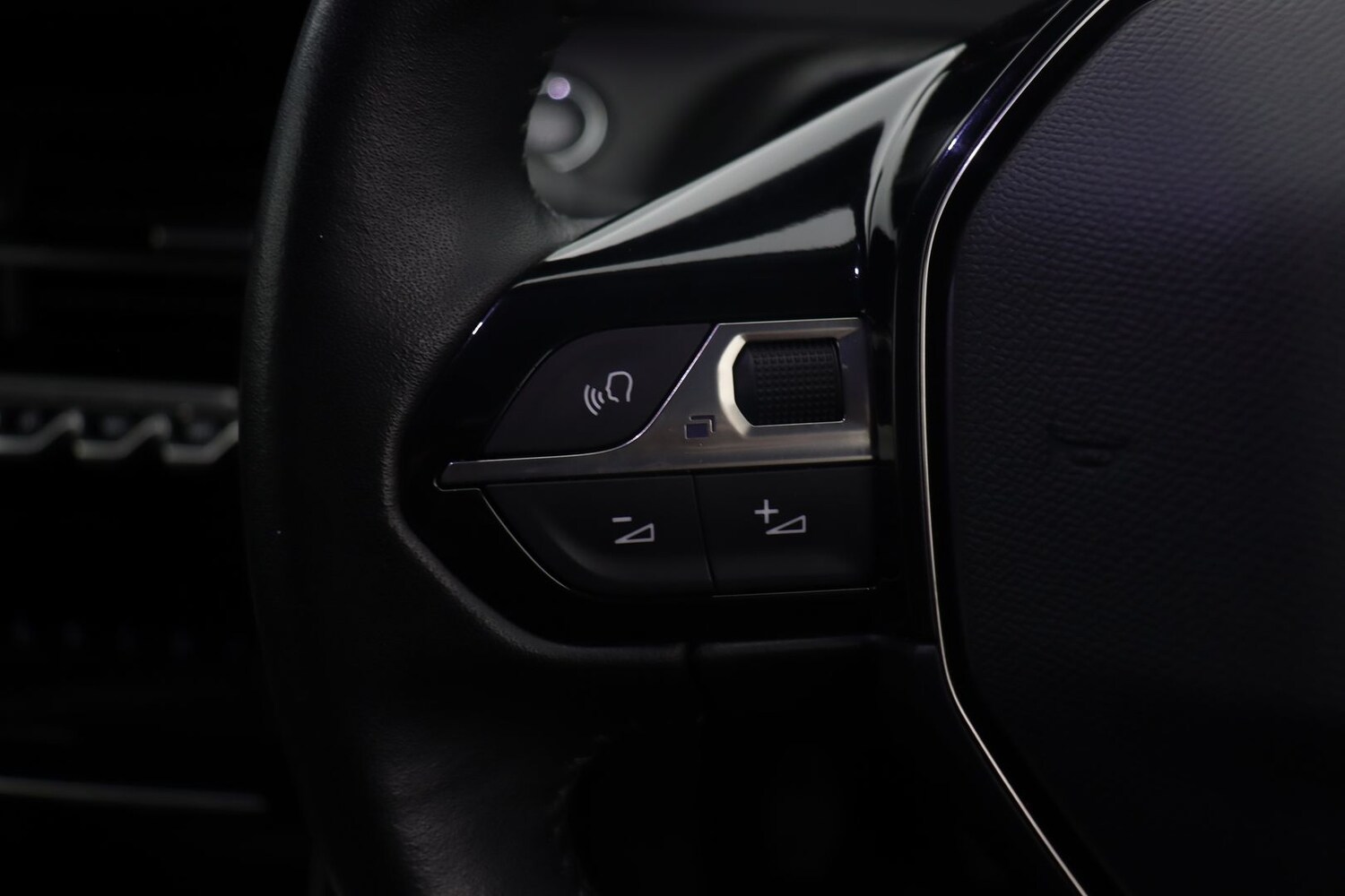 Used Peugeot 2008 for sale - 77345758: Photo 21