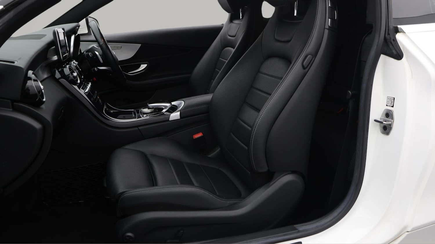 Used Mercedes-Benz C Class 2018 for sale - 76398005: Photo 15