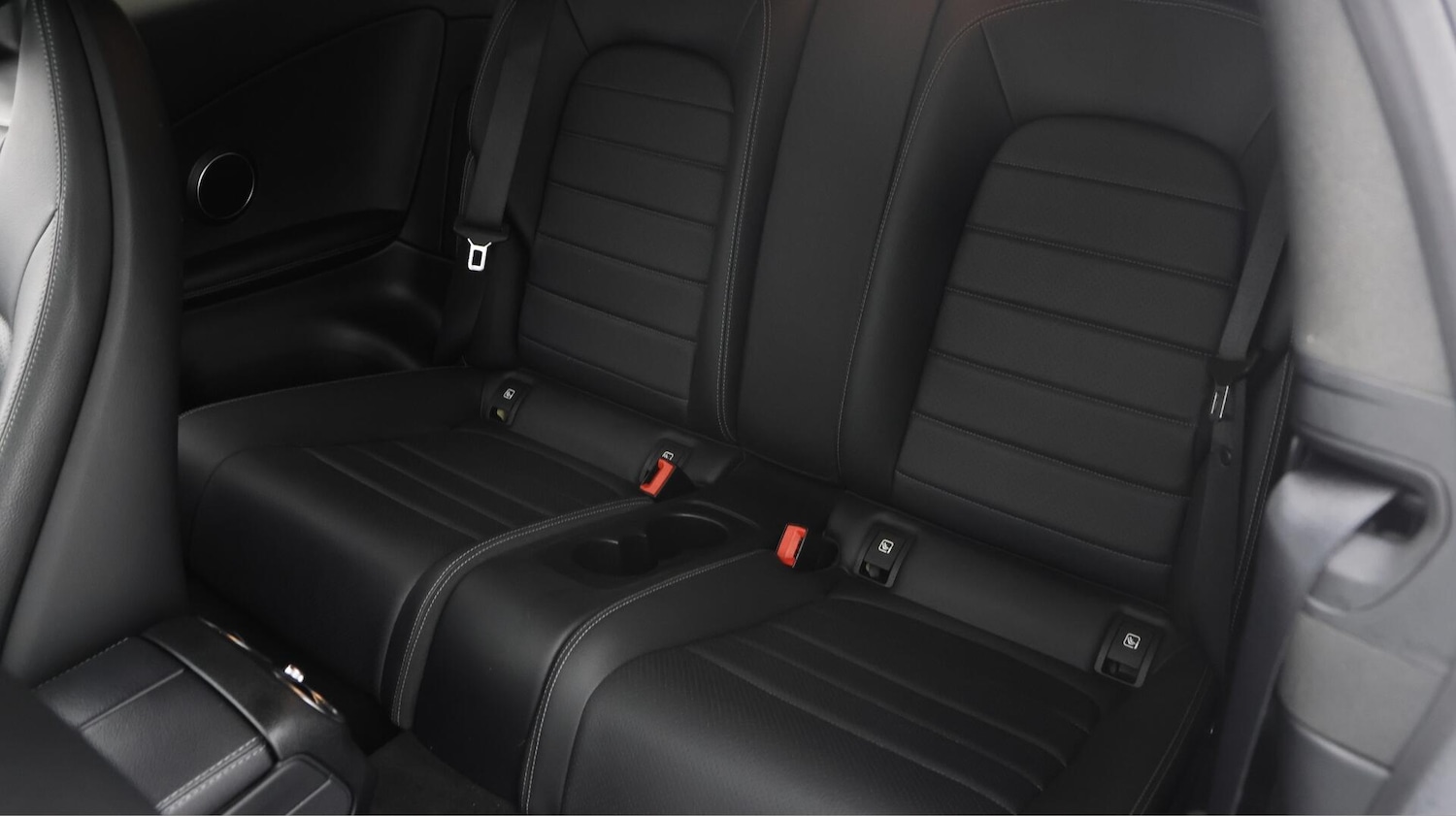 Used Mercedes-Benz C Class 2018 for sale - 76398005: Photo 17