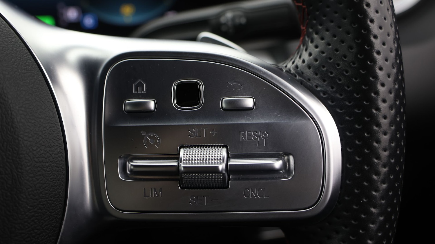 Used Mercedes-Benz EQB 2023 for sale - 77136771: Photo 25