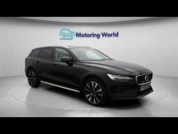 Used Volvo V60 2020 for sale - 75127106: Photo